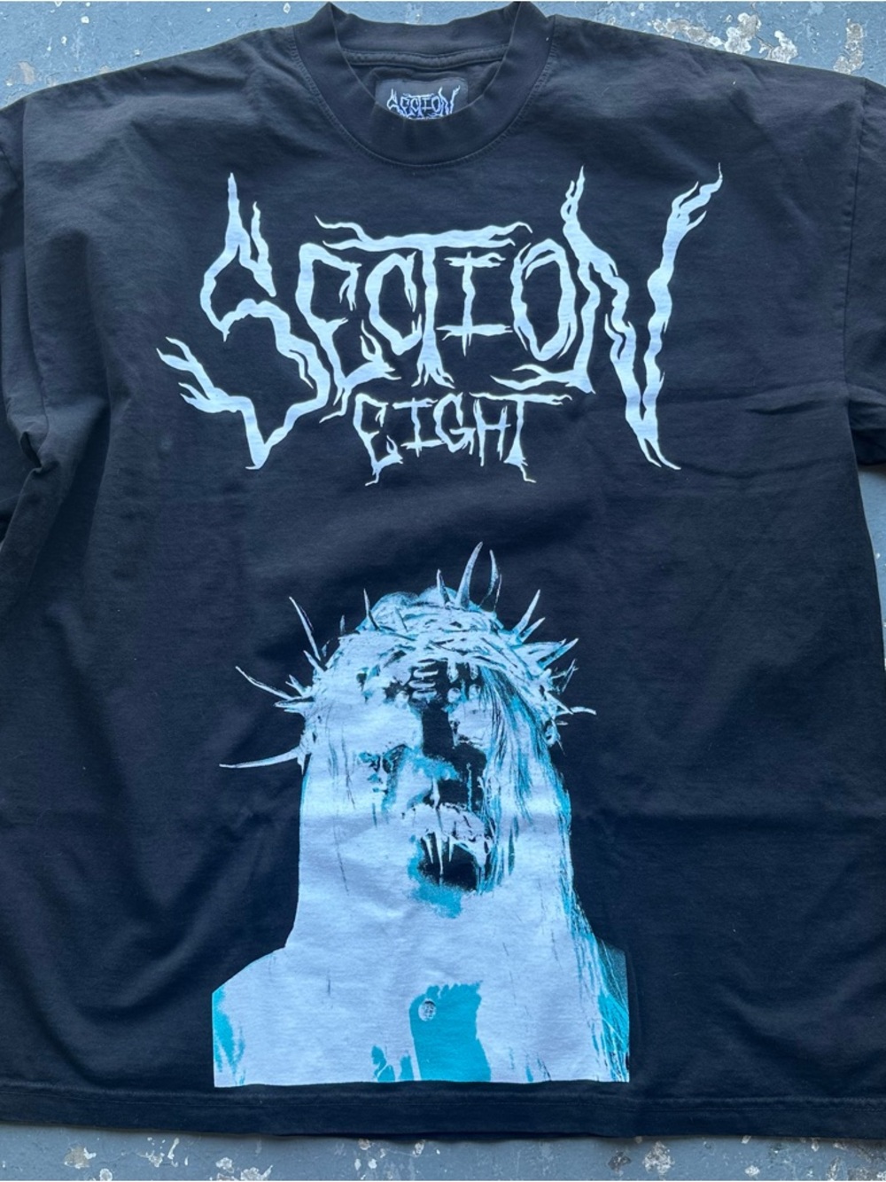 Section 8 tee